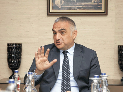 Bakan Ersoy'dan Müzik Yasağı Açıklaması