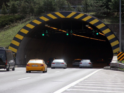 Bolu Dağı Tüneli'nin İstanbul Yönü 35 Gün Trafiğe Kapatılıyor