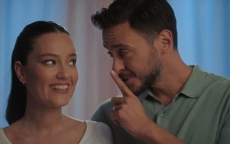 Pelin Akil, menajeri ile aşk yaşıyor iddiası