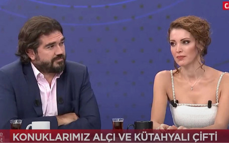 Rasim Ozan Kütahyalı'dan boşanan Nagehan Alçı: 1.5 yıldır çocuklarım için 1 lira nafaka alamıyorum