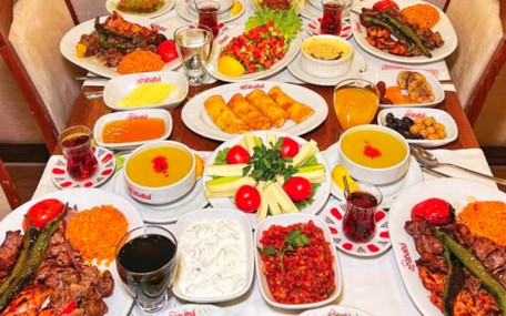 Mutfağın diplomasiye yansıması: Menüler hangi siyasi mesajları, nasıl iletiyor