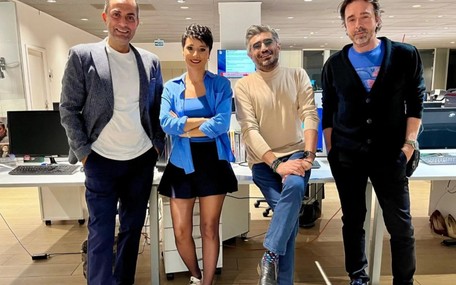 Halk TV'den ayrılan Kayda Geçsin ekibi artık Onlar TV kanalında