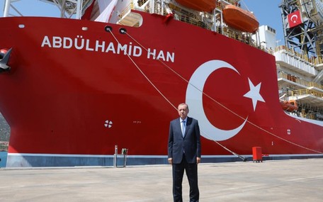 Mavi Vatan unutuldu! Milyar dolarlık deniz sondaj filomuz Karadeniz’de bekliyor