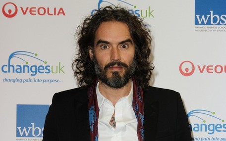 Ünlü oyuncu Russel Brand’e cinsel saldırı davası!