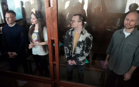 4 Rus gazeteciye aşırılıkçılık suçlaması: Hapis cezası aldılar