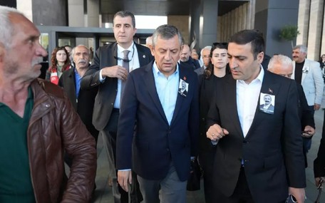 Özgür Özel'e saldıran evlat katili Tengioğlu'nun çocuklarının öğretmeninin anlattıkları kan dondurdu