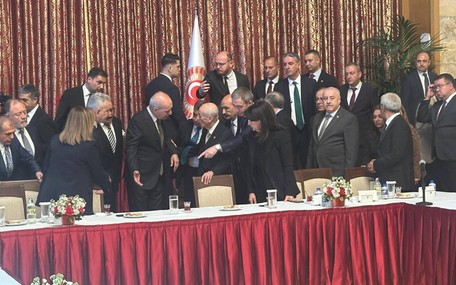 Bahçeli, 3 ay sonra Meclis'te: Sırrı Süreyya Önder için yapılan anma törenine katıldı