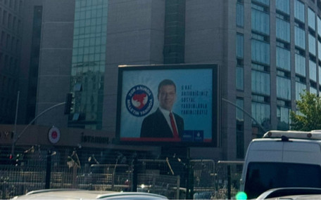 İmamoğlu'nun şirketine atanan kayyum 20 yerden maaş alıyor