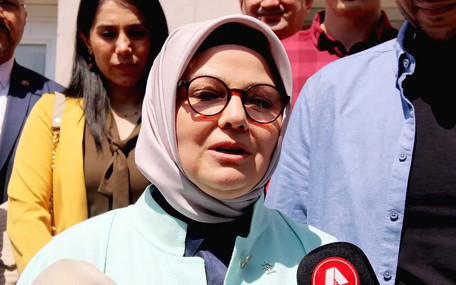 AK Parti milletvekili Ayşe Böhürler Cezaevindeki Bahçetepe için AK Parti’ye hoş geldin dedi