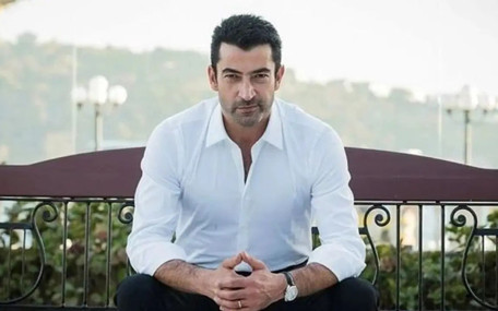 Kenan İmirzalıoğlu ekranlara dönüyor: Abi dizisinin yönetmeni kim oldu?