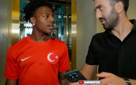 İstanbul rehberi Saadet Özen'den Bakanlığa Galata Kulesi’nde İngilizce bilmeyen personel tepkisi