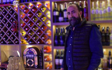 Tekel Bayileri Platformu Başkanı Özgür Aybaş gözaltına alındı