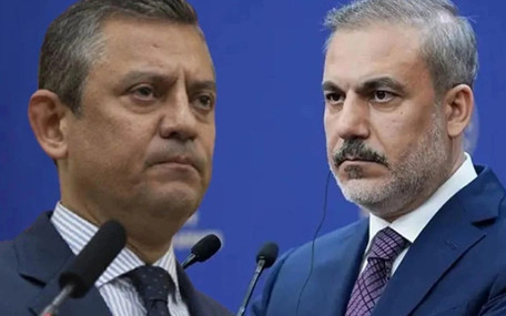 Özgür Özel'den Hakan Fidan'a sert tepki: Kurtlar Vadisi'nden umut besleyen papucumun atanmışı