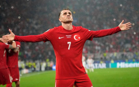 Kerem Aktürkoğlu Benfica formasıyla golünü attı, Fenerbahçe Şampiyonlar Ligi’ne veda etti