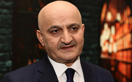 Torpili dinen akladı 6 bin dolar maaşı kaptı