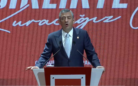 Yandaş medyada Özgür Özel'e Selahattin Demirtaş tehdidi