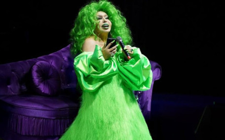 Bülent Ersoy’un sözleri sosyal medyayı salladı: Aşk istiyorum, param çok ama aç köpek mi olsun?