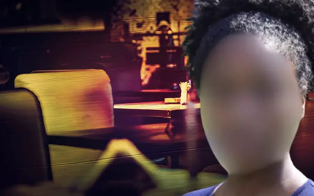 İş vaadiyle götürüp "Tuvalet Partisi"ne zorladılar! Skandal anları kayda alıp para verdiler