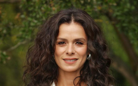 Özge Özpirinçci, Sakıncalı ile ekranlara dönüyor! Tanıtım videosu yayınlandı