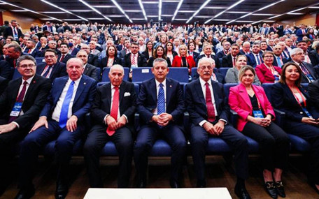 Özel'in A takımı belli oldu! Kılıçdaroğlu'na yakın isimler gitti