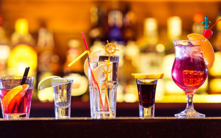 Yeni araştırma: Az miktarda alkol bile bunama riskini artırıyor