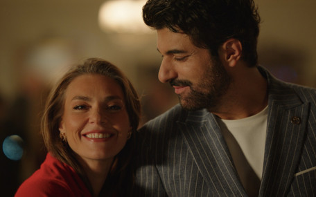 Netflix’ten yeni dizi: Enfes Bir Akşam fragmanı yayında!