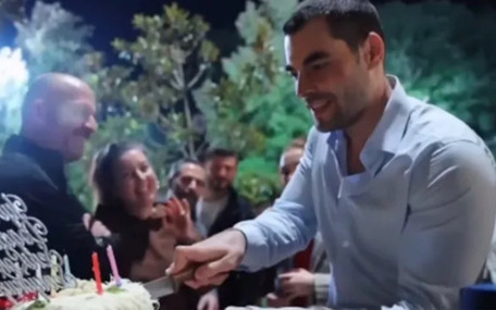 Veliaht'ın Timur'u Akın Akınözü'nün kazancı gündem oldu! Bölüm başına aldığı para ortaya çıktı