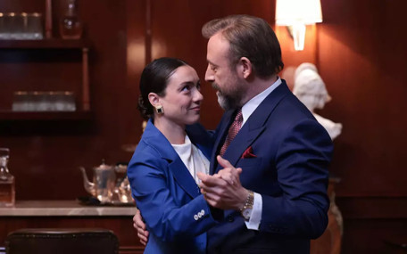 Kral Kaybederse yokuş aşağı! Üç oyuncu ayrıldı, final iddiası güçlendi