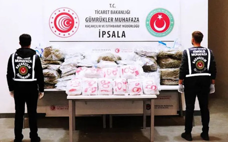 Gümrükte büyük vurgun: 1 ton 326 kilo uyuşturucu yakalandı