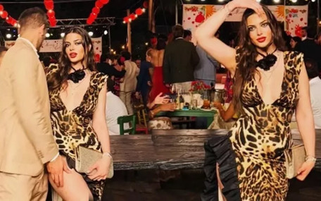 Derin Talu’nun pozundaki küçük detay sosyal medyayı salladı: Dünyanın en eril kadını