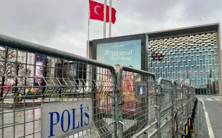 Son Dakika: İstanbul Valiliği'nden İmamoğlu yasağı! Her yer kapatıldı