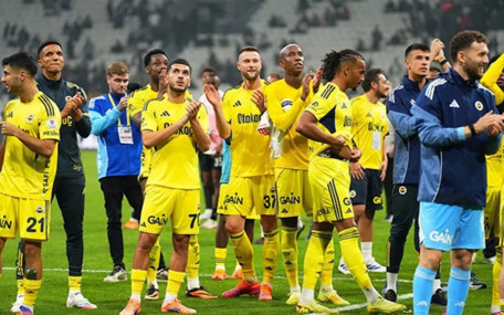 Tarihi derbi zaferi sonrası Fenerbahçe’den gece yarısı Galatasaray mesajı!