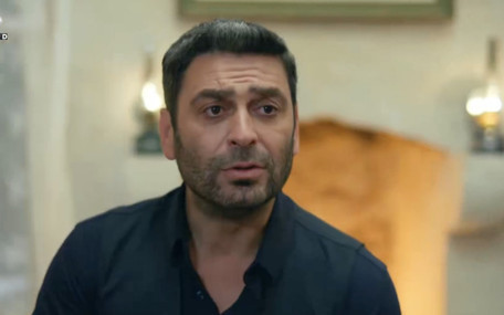 Uzak Şehir'in başrolüne Yılın Erkeği ödülü