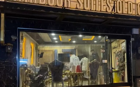 Böcek ailesi faciasında korkunç gerçek: Otelde kilitli kalmışlar