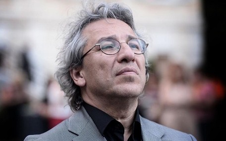 Can Dündar'a gökten gelen kaşarlı tostun sırrı