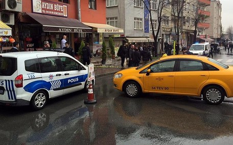 Bayrampaşa’da Çevik Kuvvet'e silahlı bombalı saldırı