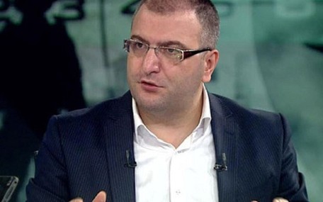 Cem Küçük: Karar gazetesi kapatılacak