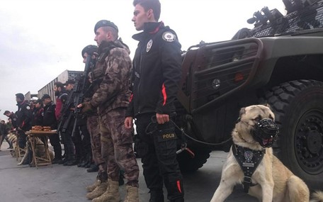 Tayfun Atay: Türkiye yeni yıla adeta bir polis devleti edasıyla girdi