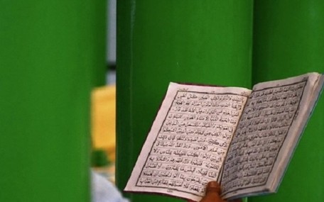 Arapça Sovyet Ceza Kanunu'nu Kuran sanarak 80 yıl okumuşlar
