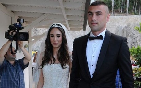 Burak Yılmaz'a icra takibi! Eski eşi...