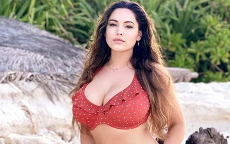 Zayıfladıkça daha çok ilişkiye girmek istiyorum diyen güzel model Kelly Brook kilolarıyla barıştı