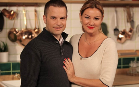 Pınar Altuğ'un takipçilerine verdiği cevaplar sosyal medyada gündem oldu