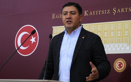 CHP'li Emir: VIP Listeler Hazırlandı, Torpilli Kişilerde Aşılama Başladı