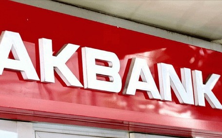 Akbank'ta Sorun, Güncellenen Sistemin Verimli Çalışmamasından mı Kaynaklı?