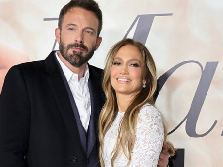 Ünlü oyuncudan eski eşine 30 milyon dolarlık jest