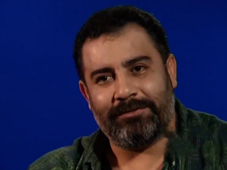 Ahmet Kaya şarkısı açan esnafa tehdit: Bu tezgâhı dağıtır, seni buraya gömerim