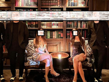 Mehmet Akif Ersoy skandalında adı geçen Kütüphane adlı mekana narkotik köpekleriyle baskın yapıldı