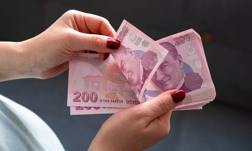 Çalışan EYT'liye Fazla Maaş! Fark 956 TL'yi Buluyor