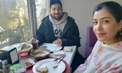 Ünlü Komedyen Doğu Demirkol İle Ayşe Kırca Aşk Yaşıyor