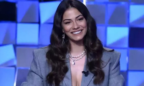 Demet Özdemir'den sandık başında ilginç paylaşım